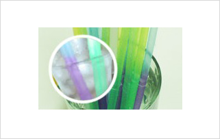 Color changing straw
